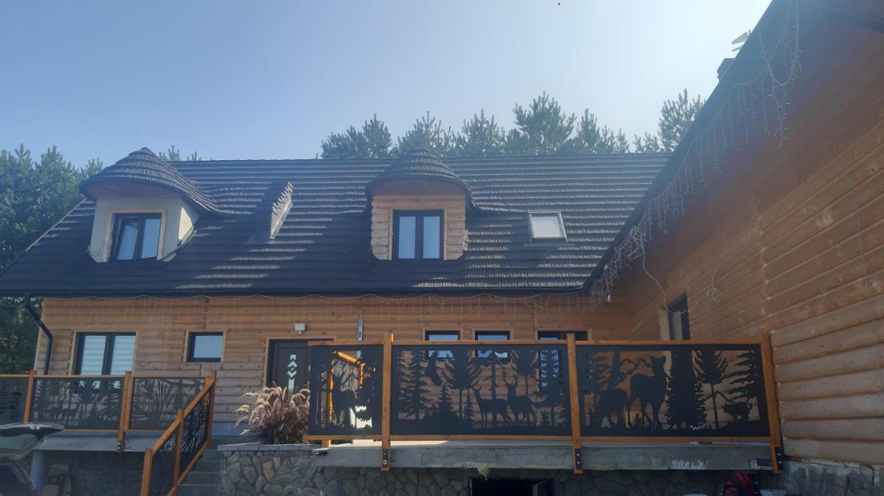 Sosnowy Dworek Sabat Imielno  Экстерьер фото