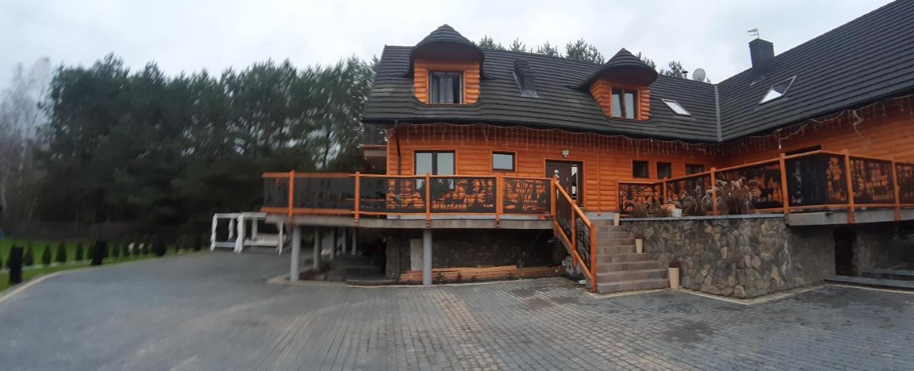 Sosnowy Dworek Sabat Imielno  Экстерьер фото